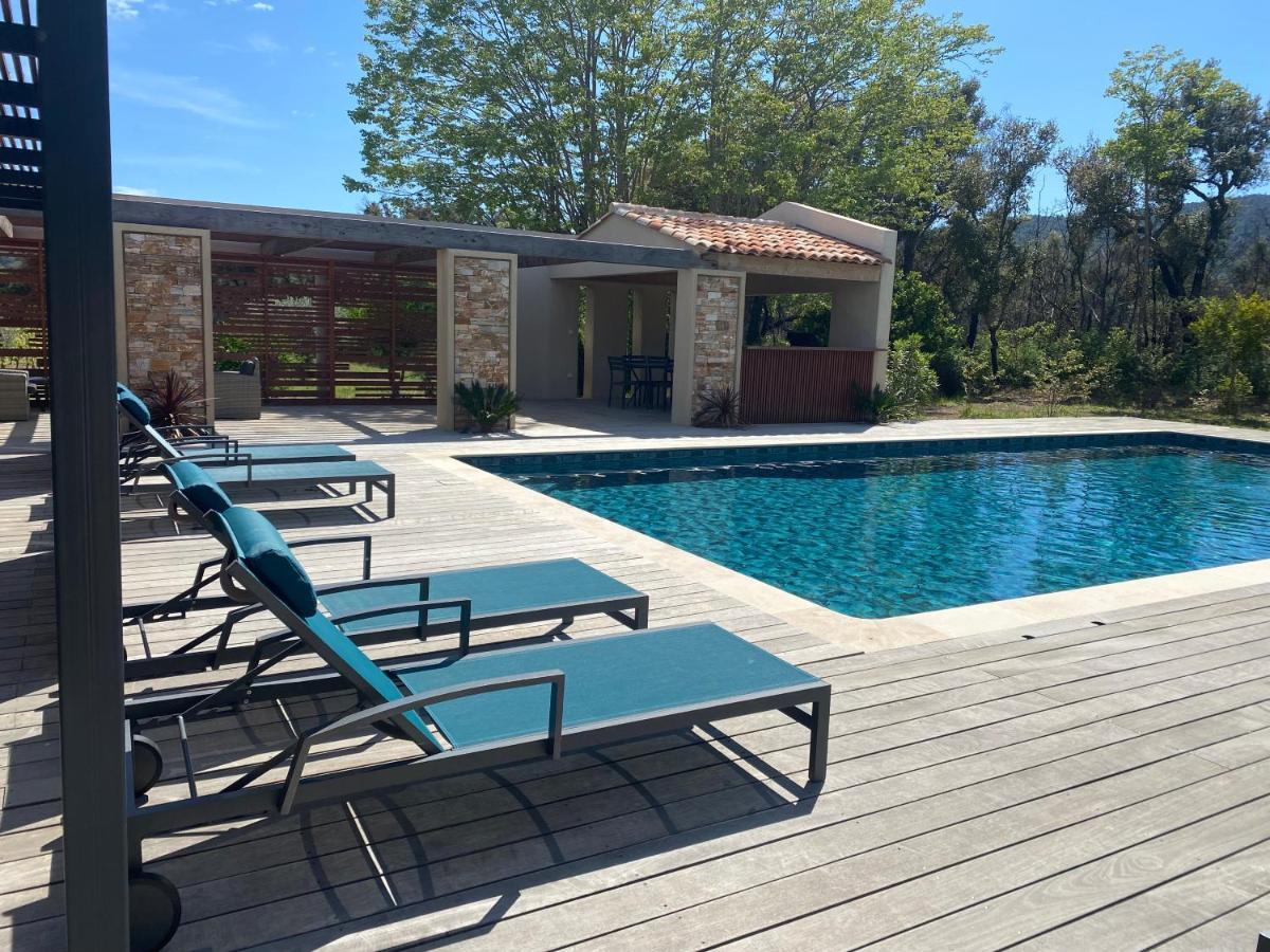 Magnifique Avec Piscine Au Coeur Des Vignes Villa Cogolin